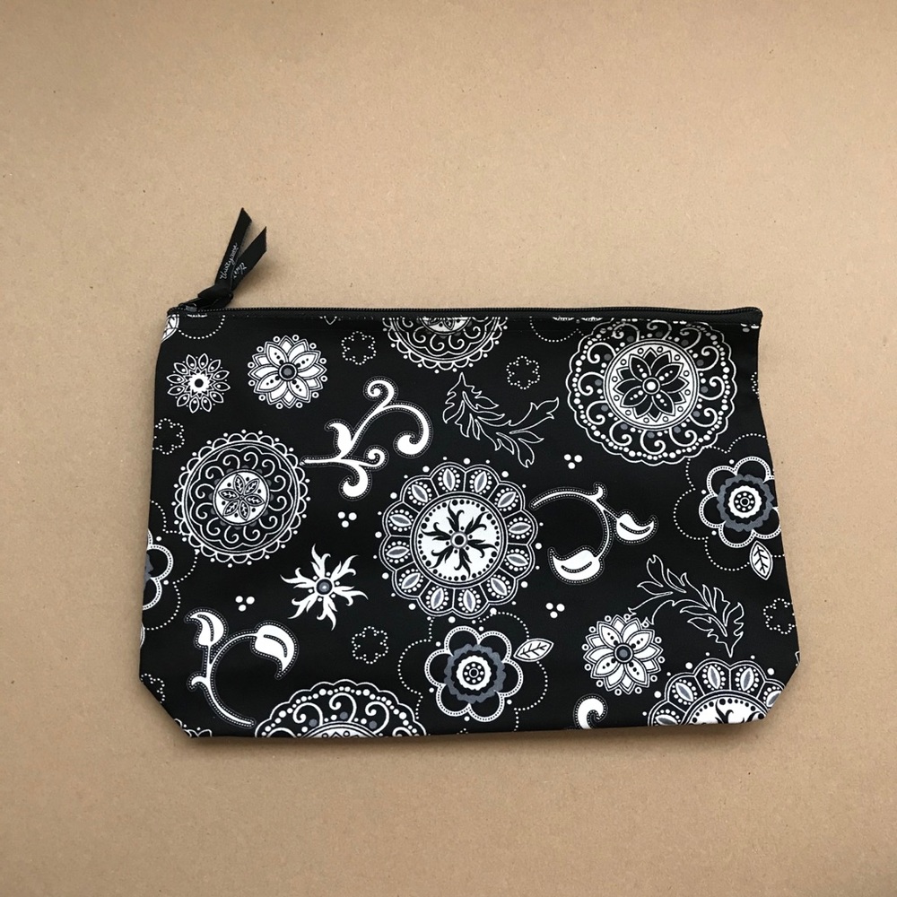 Thirty-One Zipper Pouch in black and white floral